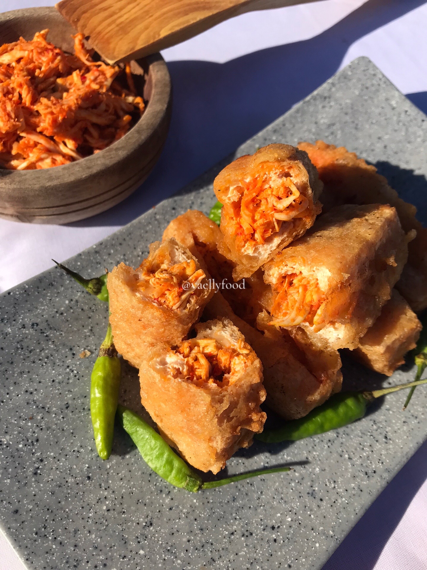 Tahu Isi Ayam Suwir Isi 7
